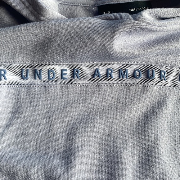 Under Armour crop loose hoodie - women’s - Picture 5 of 7